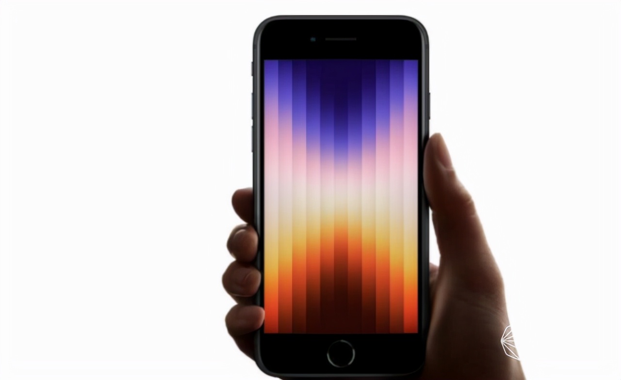 iPhone SE3、13系苍岭绿正式开售,SE 3对比上