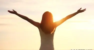 八字四柱大运流年(戊戌日柱男命命局大运流年三个庚金好吗)