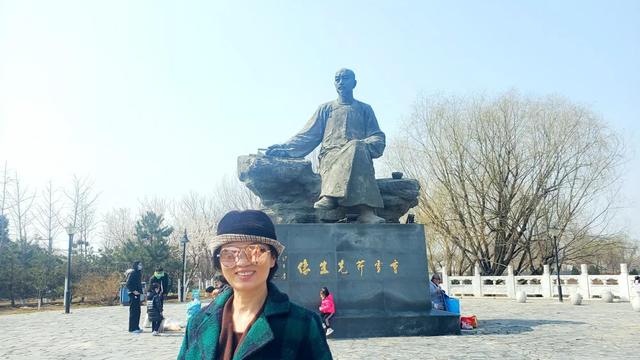 北京张家湾为何有曹雪芹雕像？