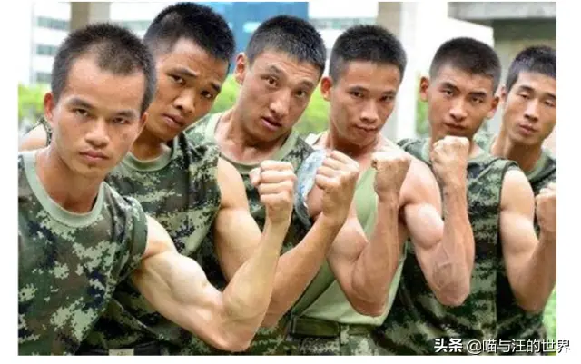 Eight pack abs is standard before retiring from the military, and ...