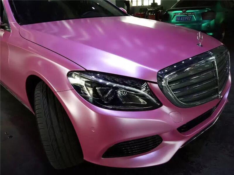 美女改色奔驰e级