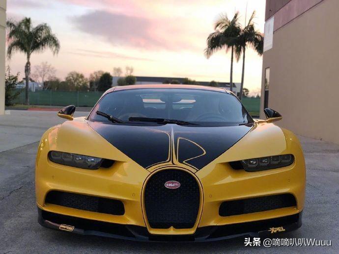 黄色的布加迪chiron