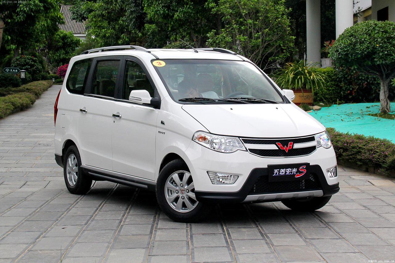 东风风光和五菱宏光到底是面包车还是mpv_五菱宏光车友圈_懂车帝