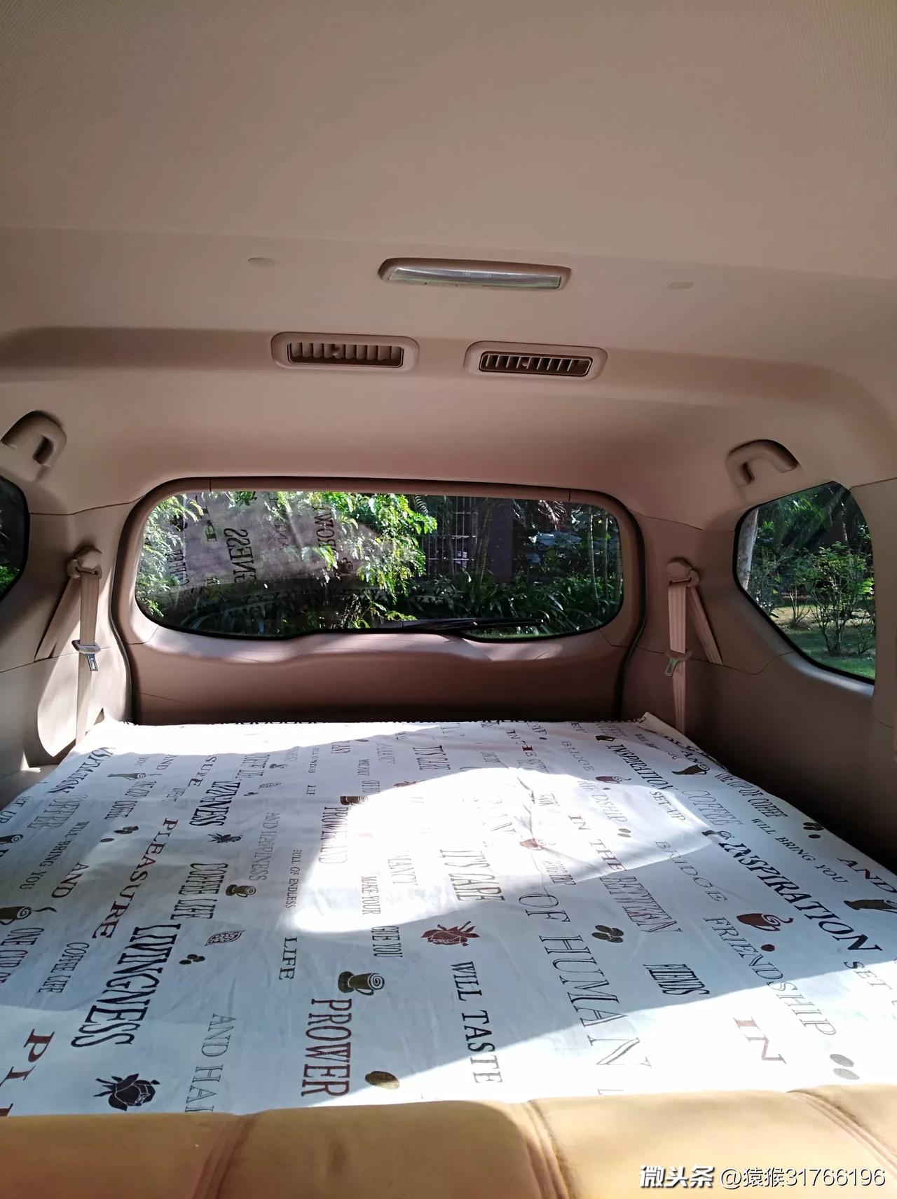 宝骏730床车的简单安装在不拆卸座椅的前提下进行