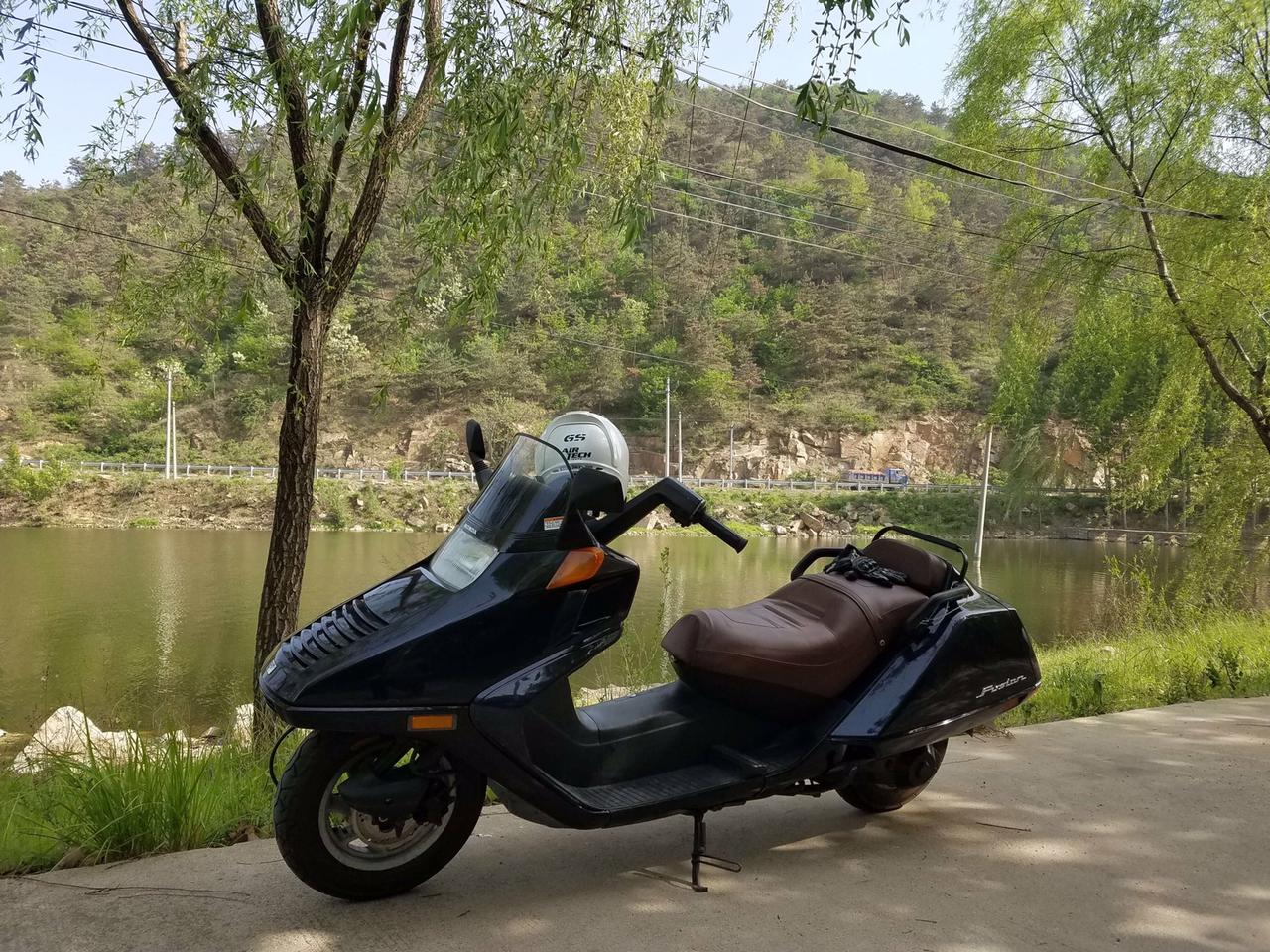 个人收藏车之88年本田cn250陆地巡洋舰