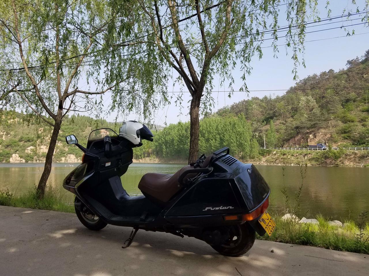 个人收藏车之88年本田cn250陆地巡洋舰