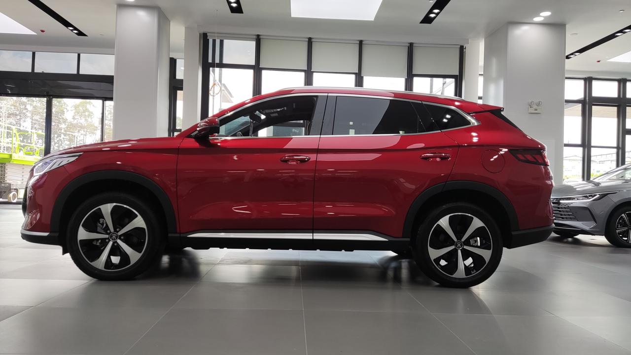 宋plusdmi尊荣现车,红色,价格实惠,先到先得,全款当天