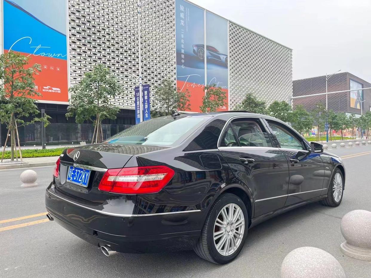 老表自用车11年上牌奔驰e200