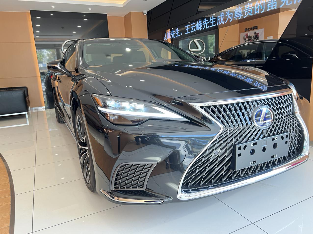 今日分享:ls500h行政版凌光切子,鹤羽折布 顶级匠心工