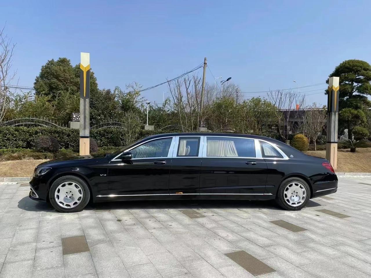 迈巴赫普尔曼s680黑米现车