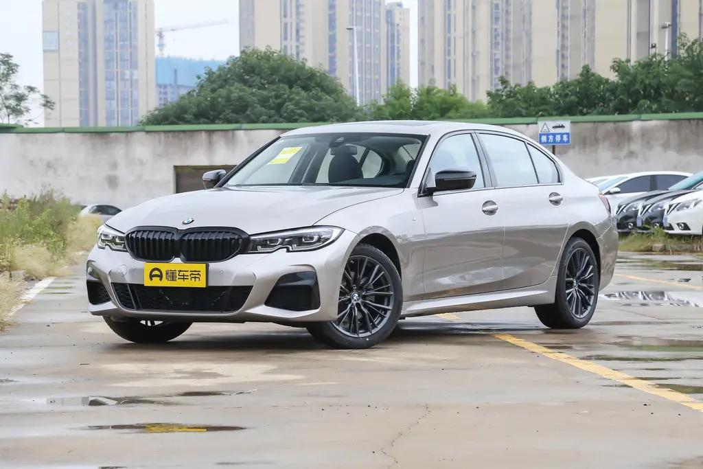 39万询底价楼主一块豆腐乳乳奥迪a4l 奔驰c bmw3cax归来 · 奔驰c级