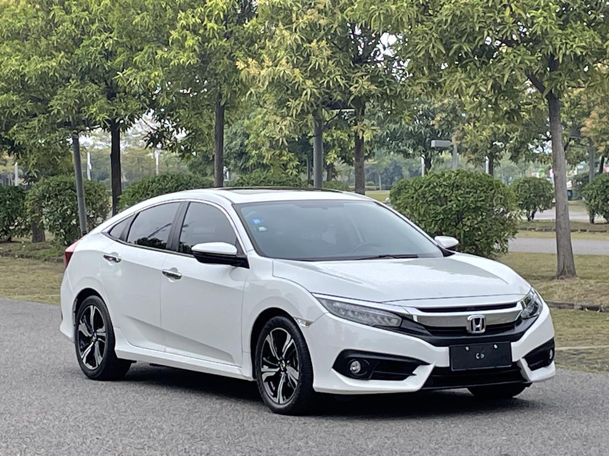 18年尊贵版思域