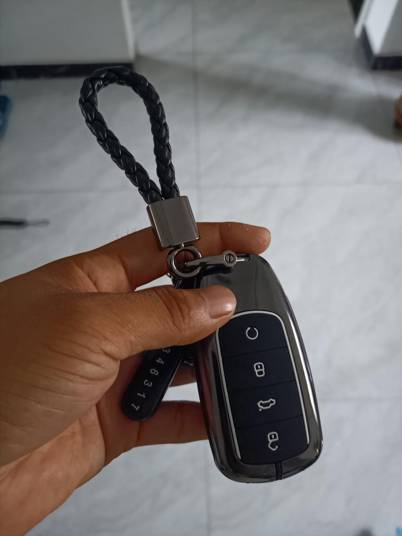 钥匙保护壳真帅_瑞虎8 plus车友圈_庆哥开8p_懂车帝