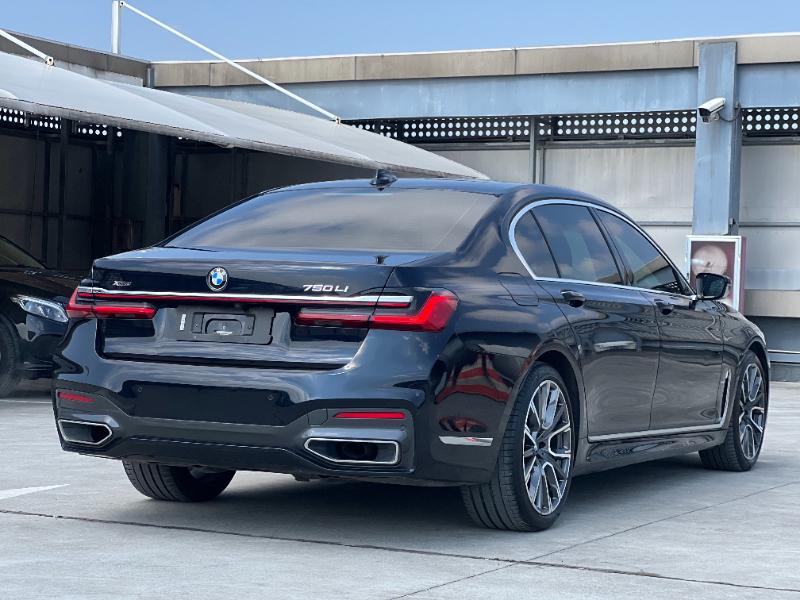 宝马740li行政版