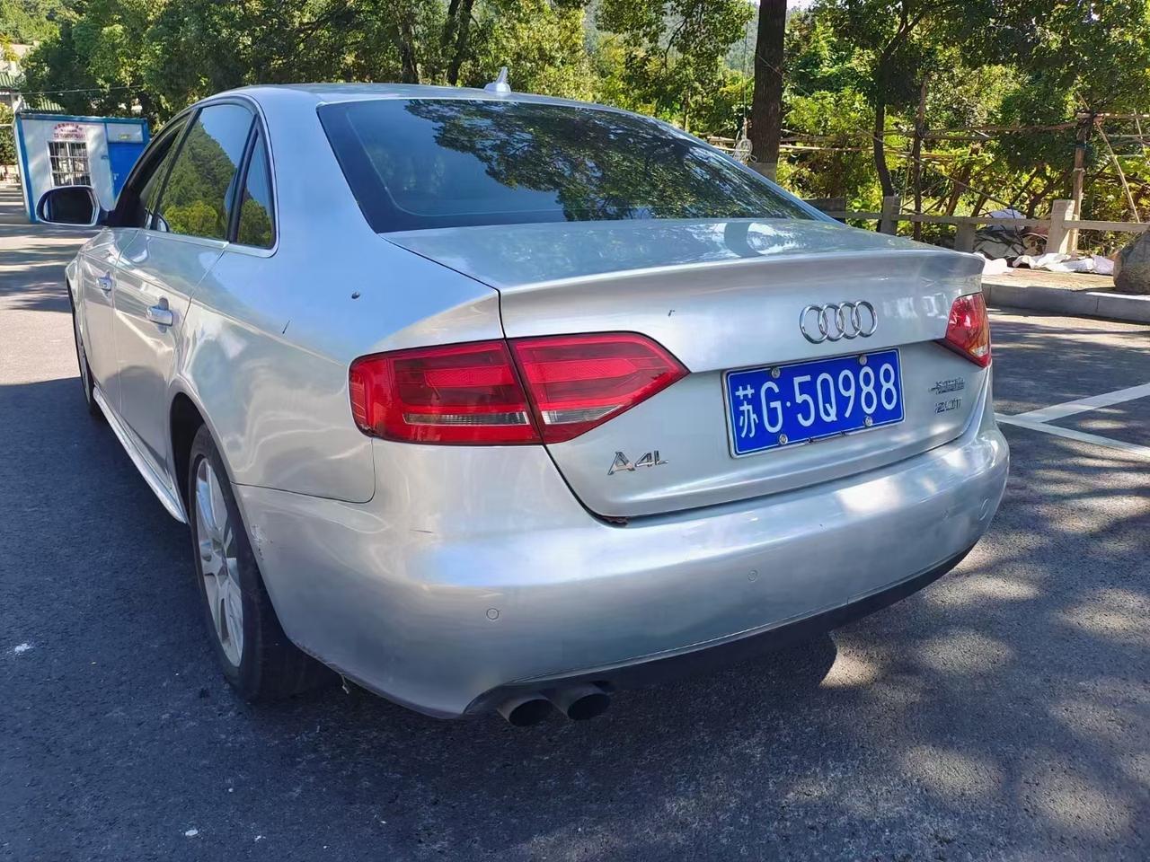 09年12月上牌奥迪a4原版车况
