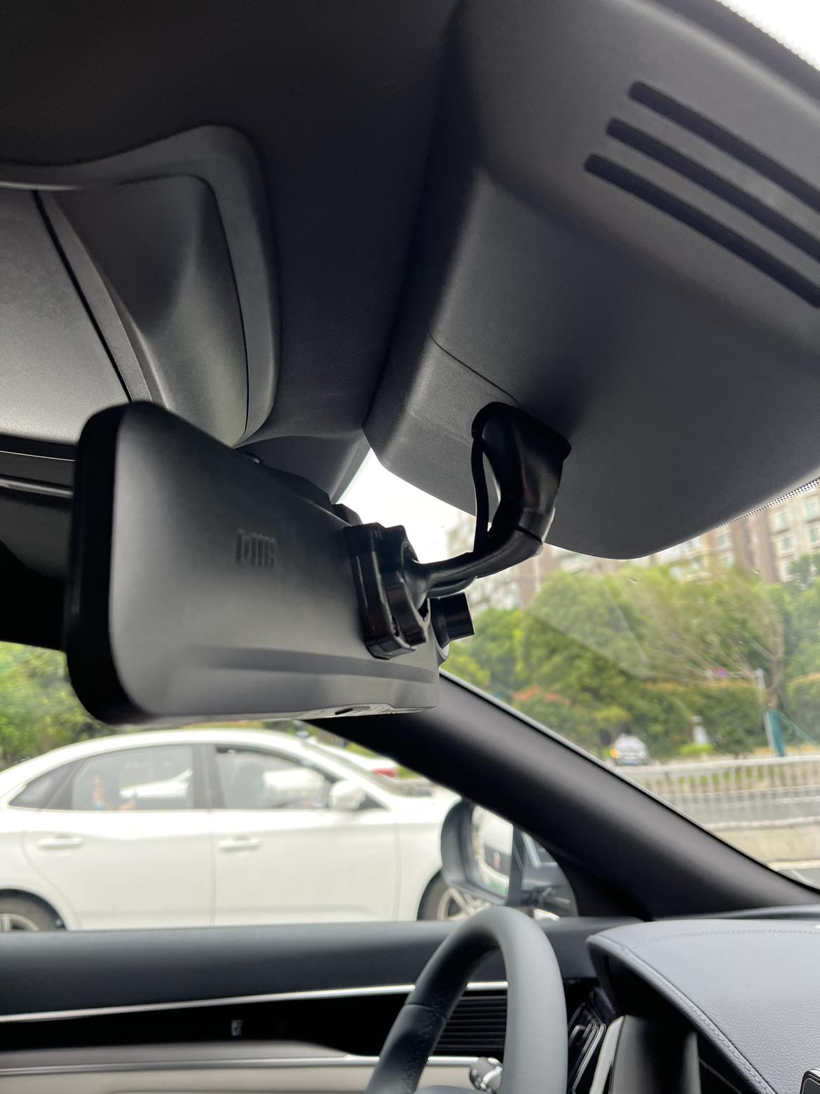 宋plus改装车内流媒体后视镜