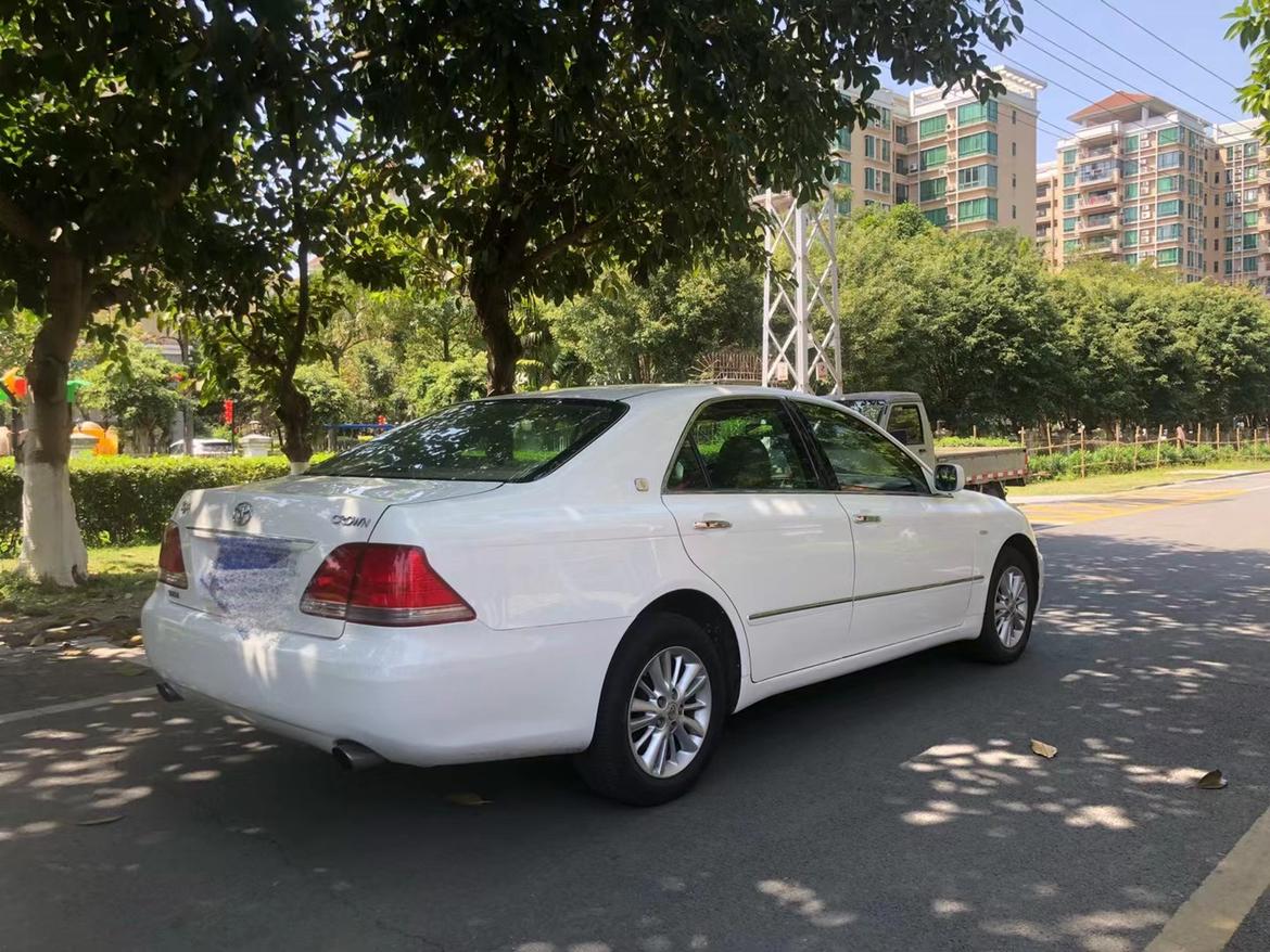 12代皇冠白色的怎么样04