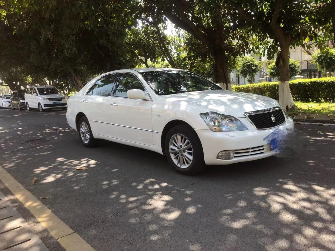 12代皇冠白色的怎么样04