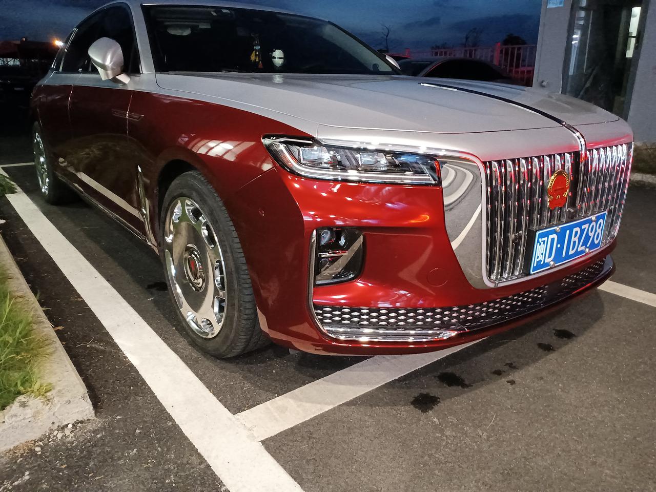 大饼轮毂实装_红旗h9车友圈_厦门h9车主_懂车帝