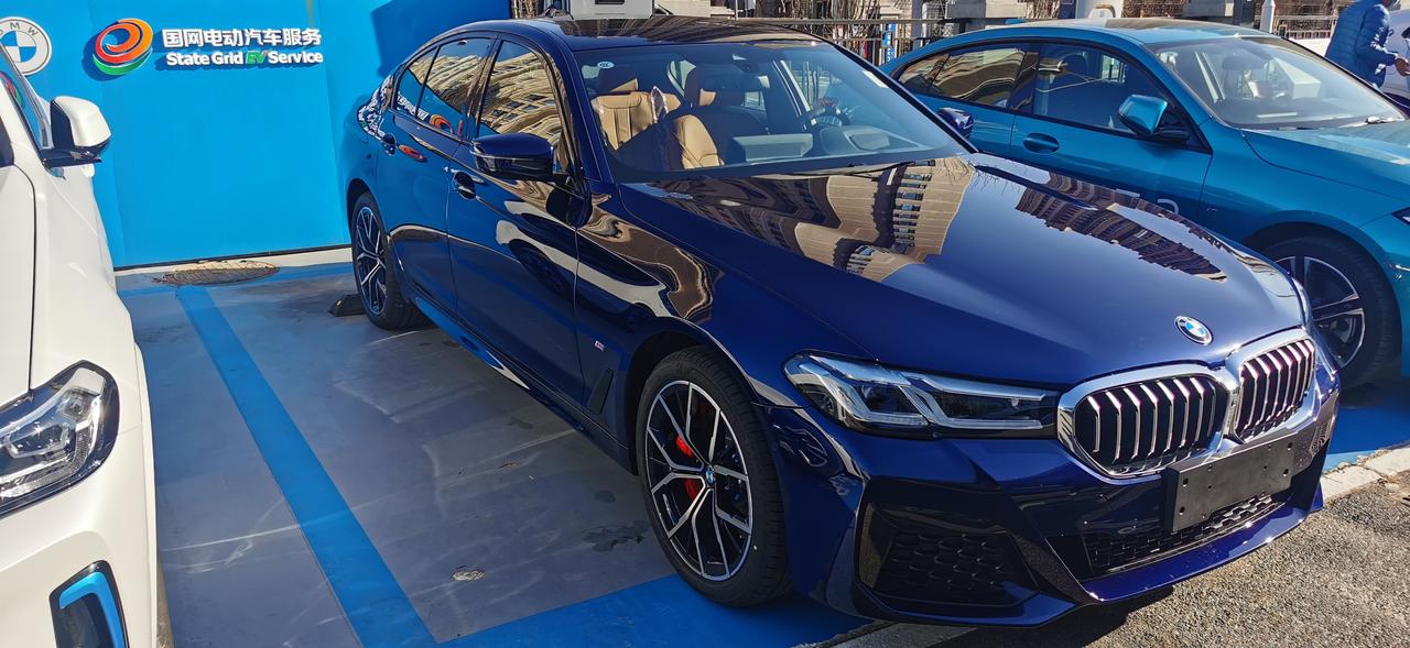 530i风尚 丹泉石蓝 提车_宝马5系(进口)车友圈_懂车帝