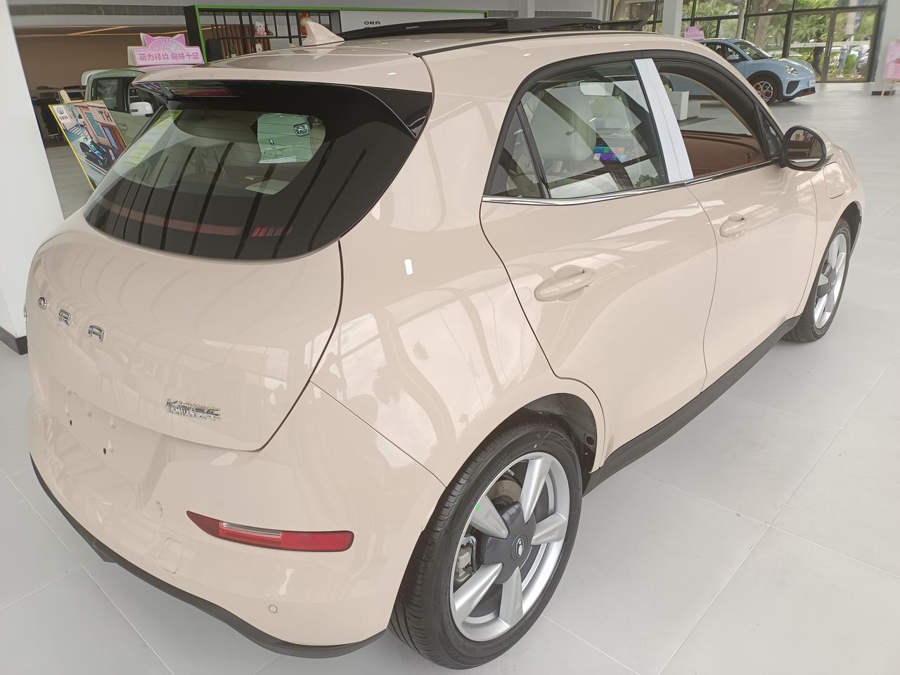 万人米色系来了,就在店里欢迎一起来探讨_欧拉黑猫车友圈_懂车帝