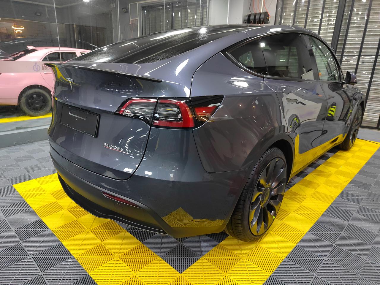 特斯拉model y 冷光银_model y车友圈_懂车帝