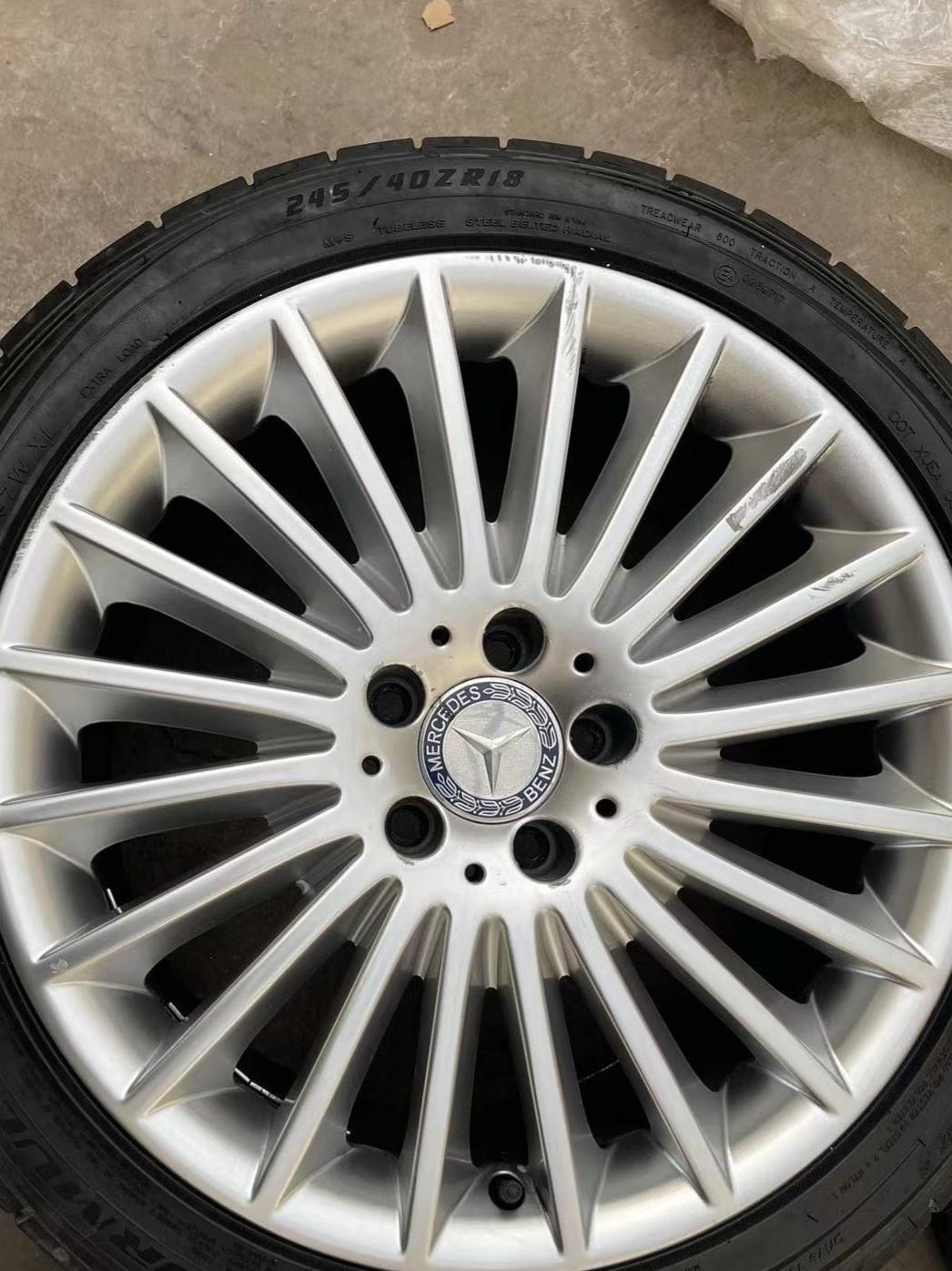 奔驰e18寸多福轮毂出售