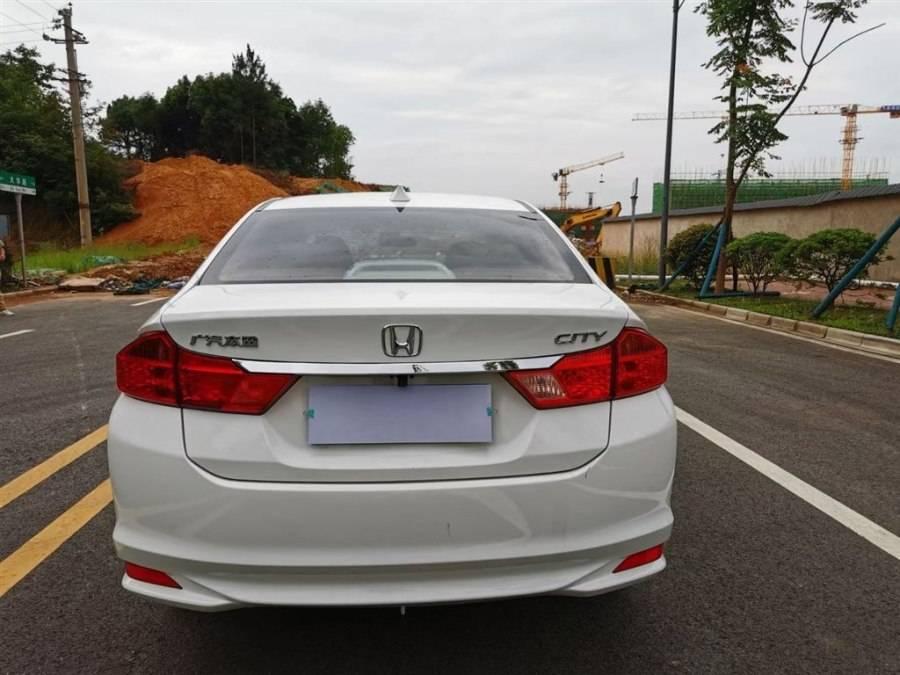 18年本田锋范自动挡舒适版,五万多公里,极品车况,全部原车漆