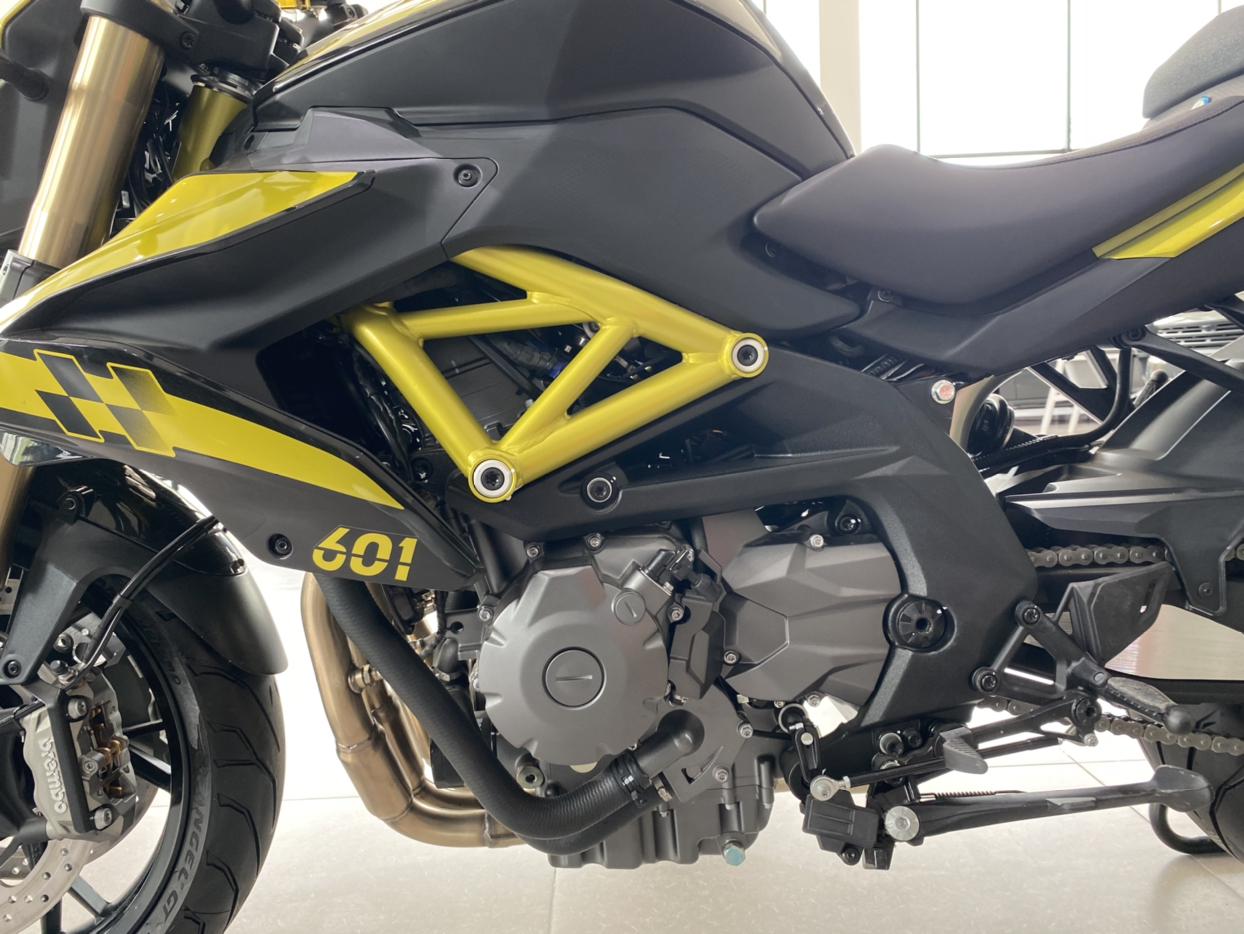 领克推出摩托车