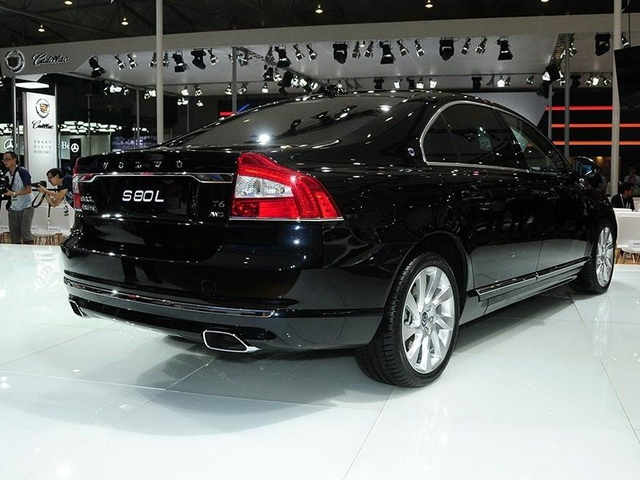 300c(進口)停售詢底價s80l自2009年開始在國內上市銷售,並由長安