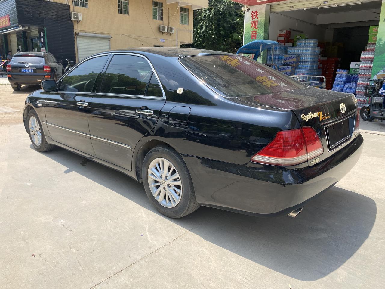 07年金标丰田皇冠2.5 v6后驱,车况靓,无水泡 无火烧