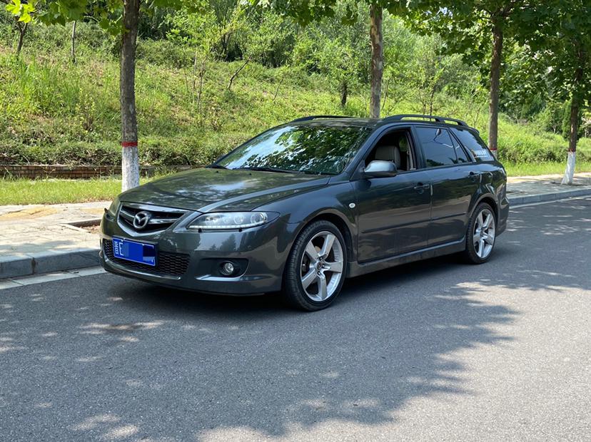 出马自达6旅行版瓦罐