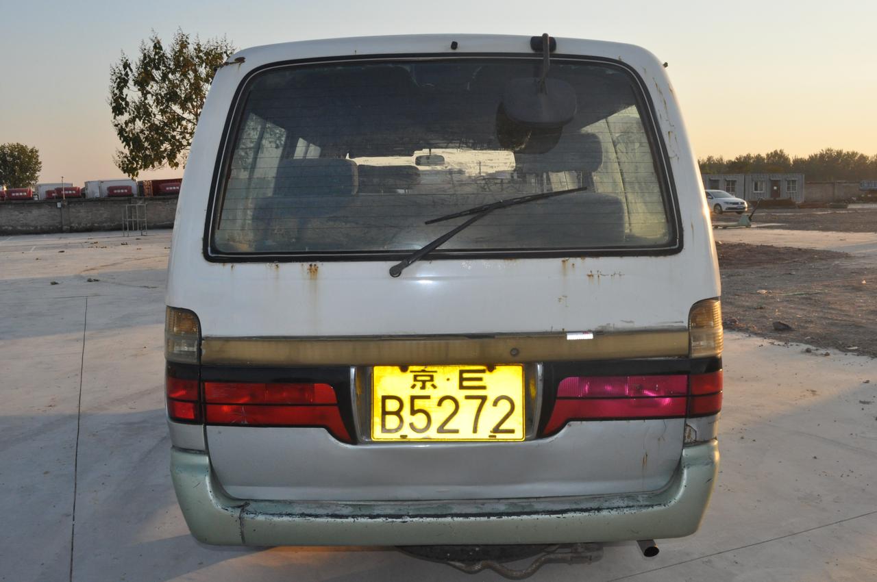 8800丰田发动机2rze黄牌中型客车9坐小客车高速和停车费用02金杯海狮