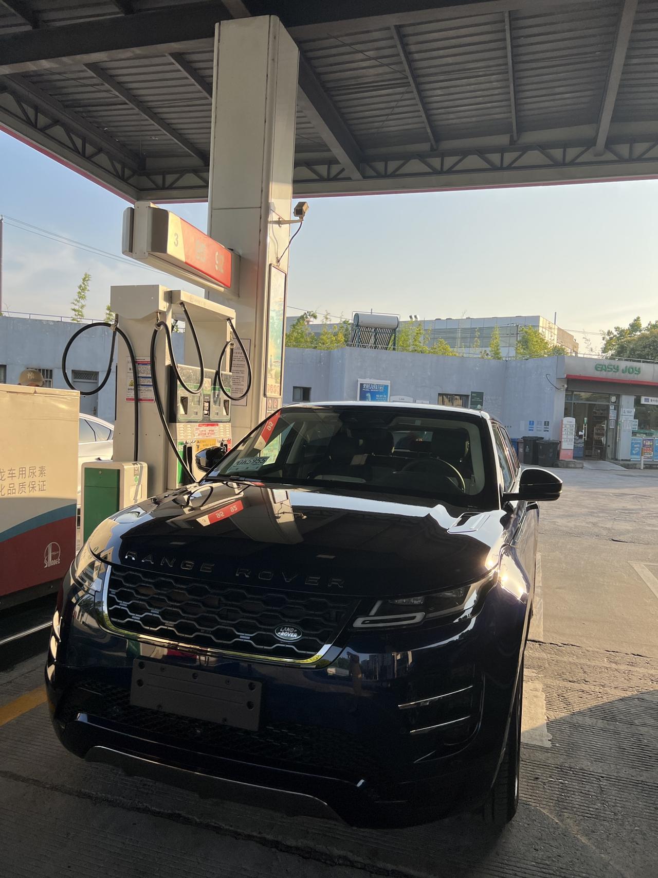 谁说女生不适合开路虎必须又酷又飒