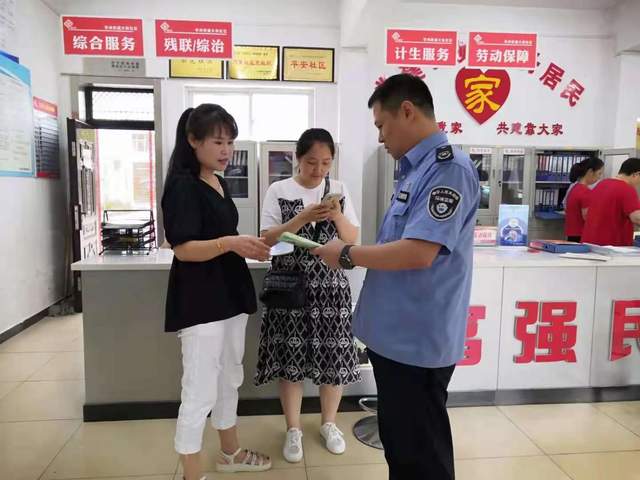 渭南市生态环境局华州分局开展臭氧污染宣传活动