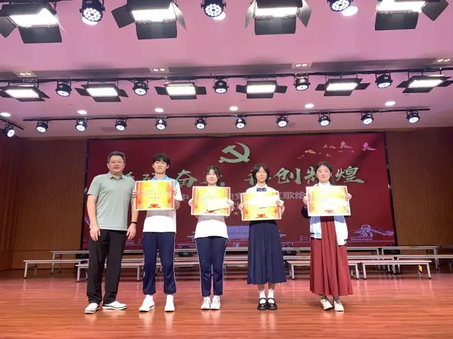 童心向党 红歌嘹亮|湘潭市三中举行“童心向党——唱支红歌给党听”合唱比赛