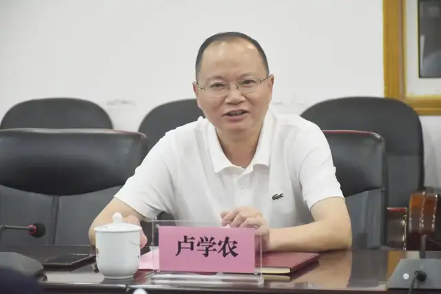 扬帆起航 破浪前行——记湘潭市中学名校长工作室启动仪式暨第一次研讨活动