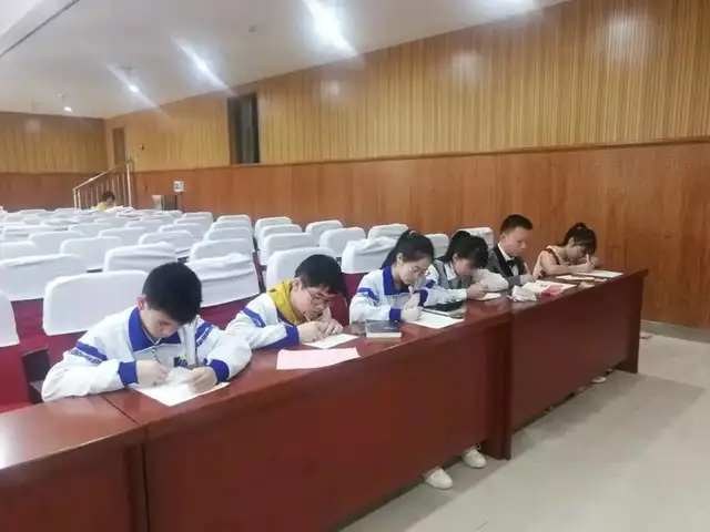 书香浸润校园，经典点亮人生——湘钢一中教育集团十二中校区首届语文周活动剪影