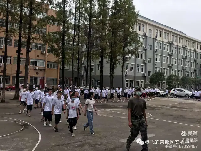 曾都区实验中学新生国防教育活动顺利举行国防教育活动,军训演练,中学生培养