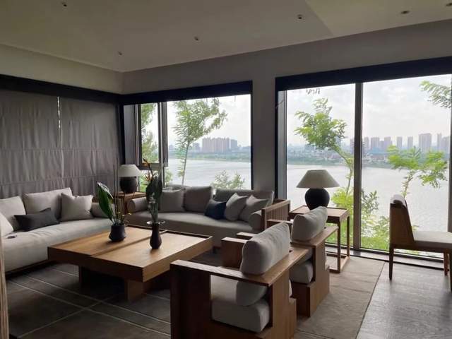 突出重点，加速推进！向敏专题调度湘潭城发集团重点项目建设