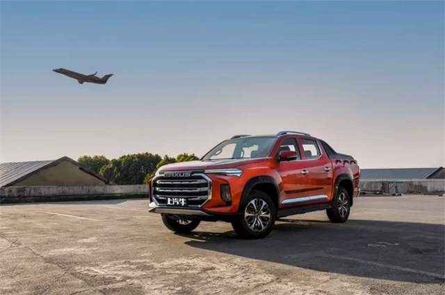 一黑到底争当“学霸”成都车展热门黑科技车型谁最强？