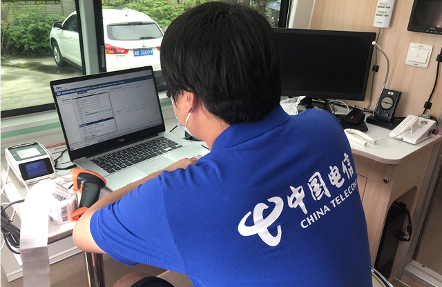 「车八进一」湘潭县首台移动核酸采样车帅气出场