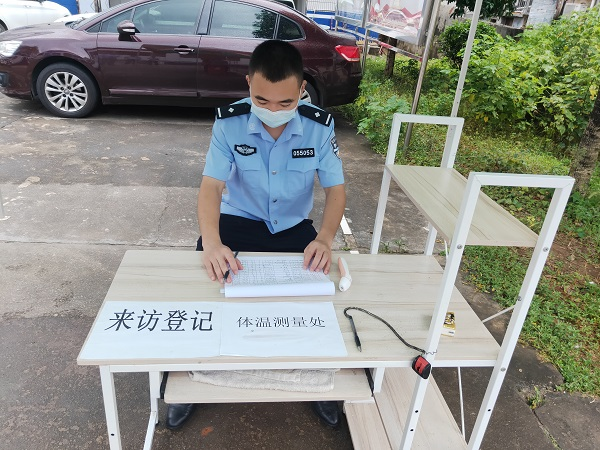 「莲警抗疫群英谱」白石派出所：同心抗疫，忠诚履职显担当