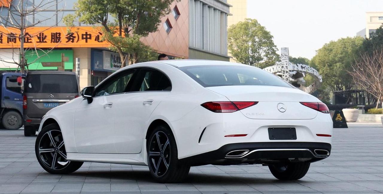 5t轿车,梅赛德斯-奔驰cls260上