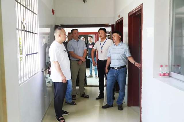 株洲市民政局到湘潭市救助管理站交流工作