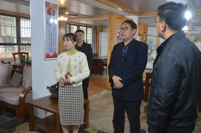 共青团湖南省委赴湘潭市二中调研共青团工作