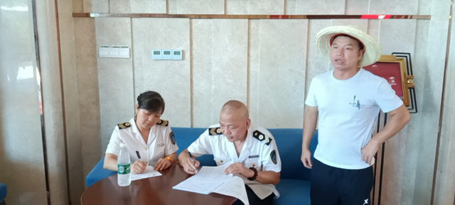 湘潭县卫生计生综合监督执法局 开展游泳场所专项检查