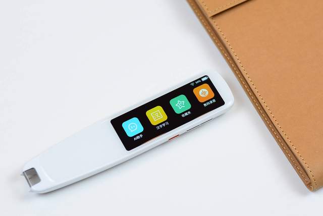 沪江加持，亲子学习好助手，墨案AI词典笔