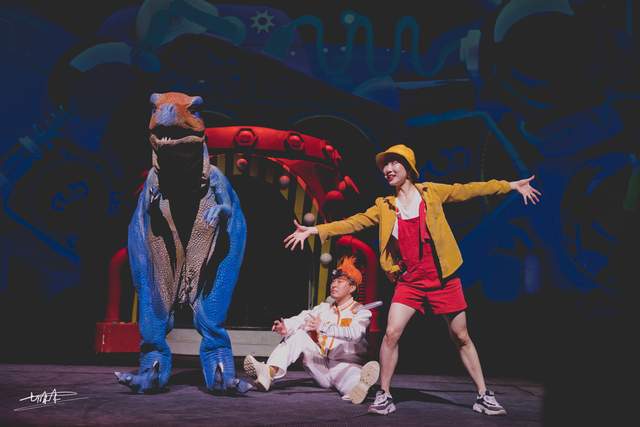 魔都遛娃宝藏地，上海宋城亲子游详细攻略，来一场侏罗纪穿越