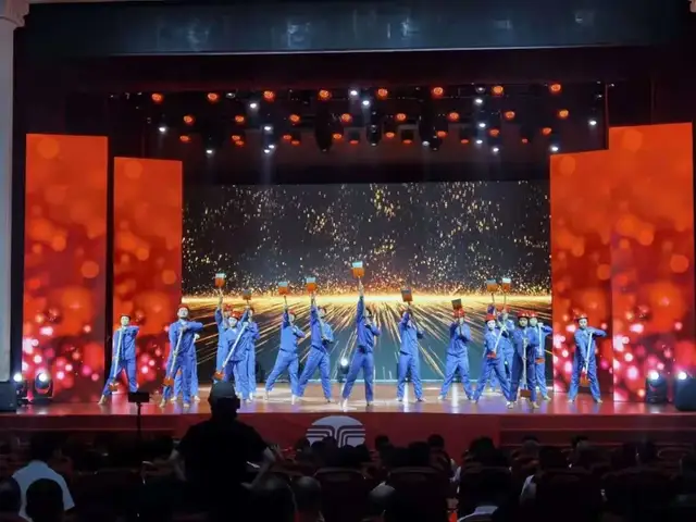 湘潭交发集团“两优一先”表彰大会文艺演出 | 网络票选结果新鲜出炉 直播观看超7万人次